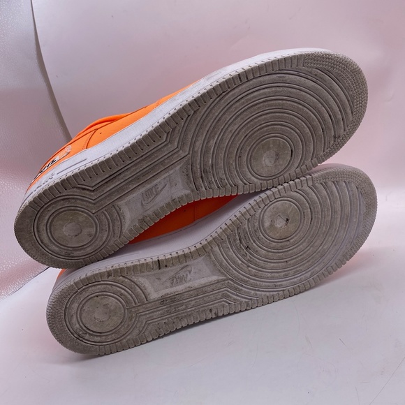 Nike Air Force 1 AF1 Mens 18 Low Top Sneakers Total Orange Neon BQ5360-800 - Picture 12 of 12